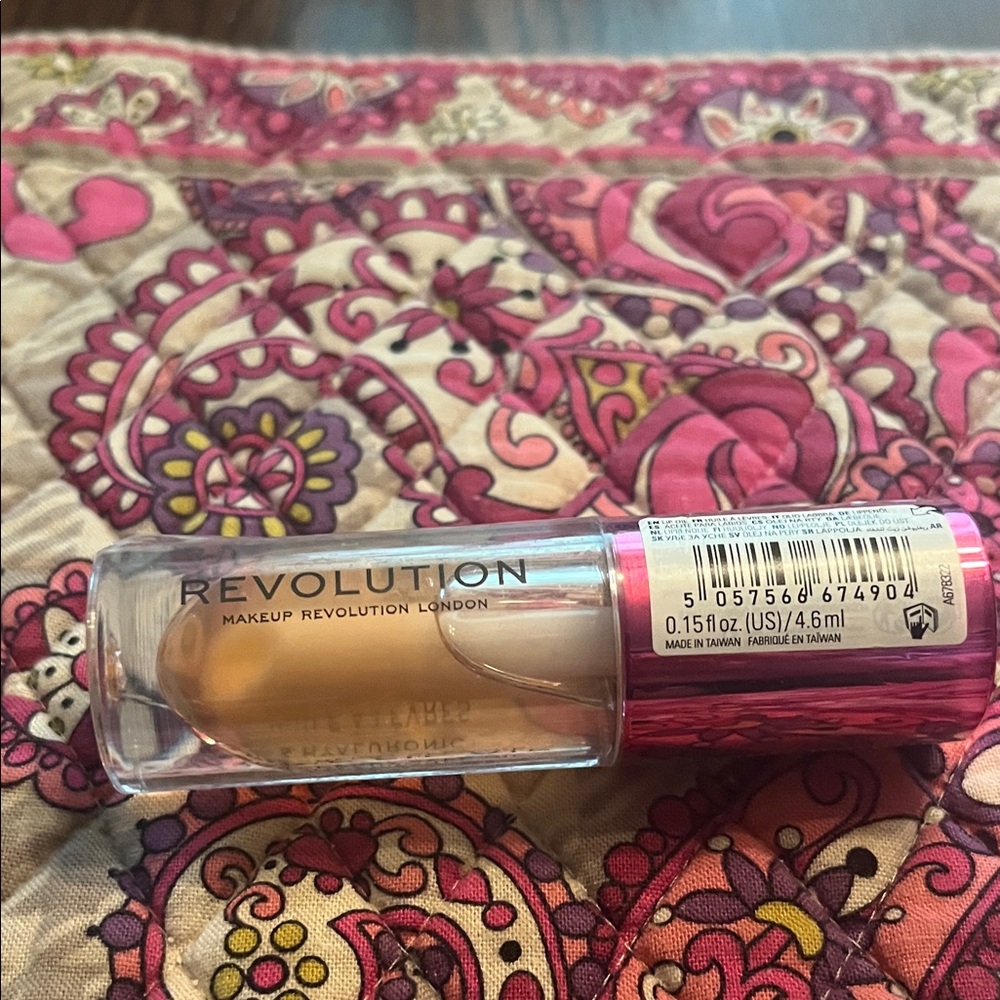 Revolution Clear Lip Oil Gloss - Sheer Transparent Shine